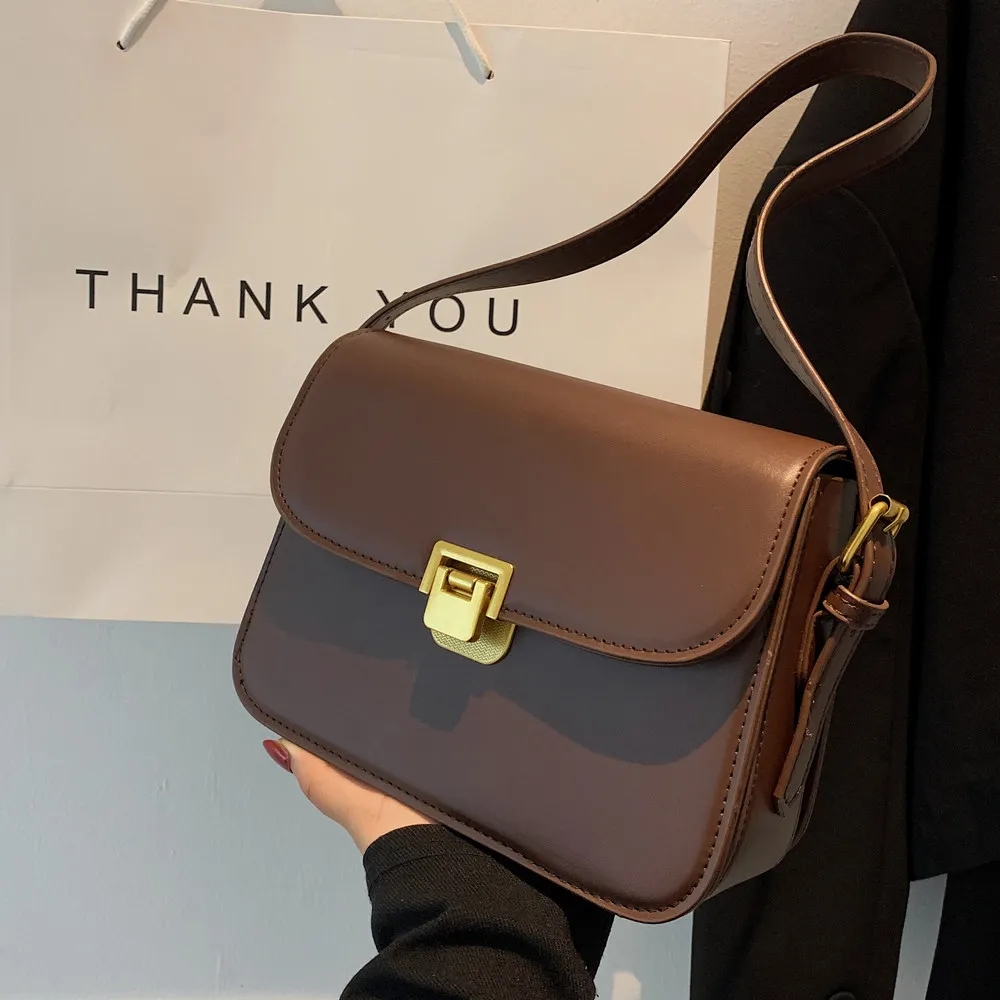 Interior Design News - Bolso de hombro de cuero PU