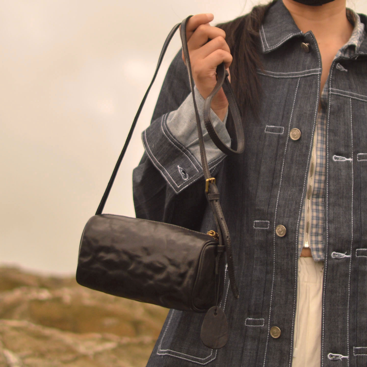 AETOO Bolso bandolera de cuero - Interior Design News reseña y precio