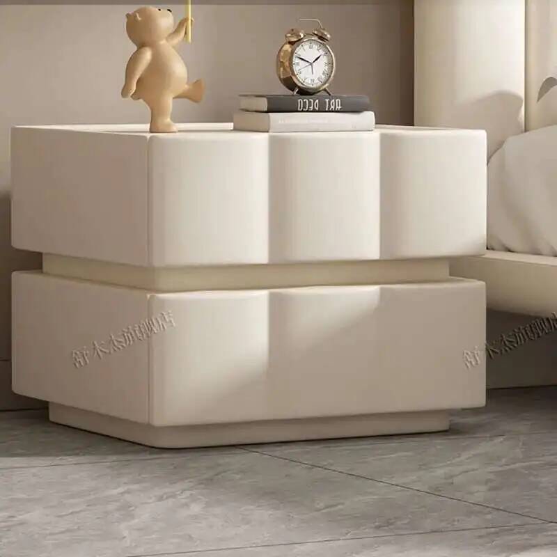 Armario blanco, mesitas de noc - Interior Design White And Wood reseña y precio