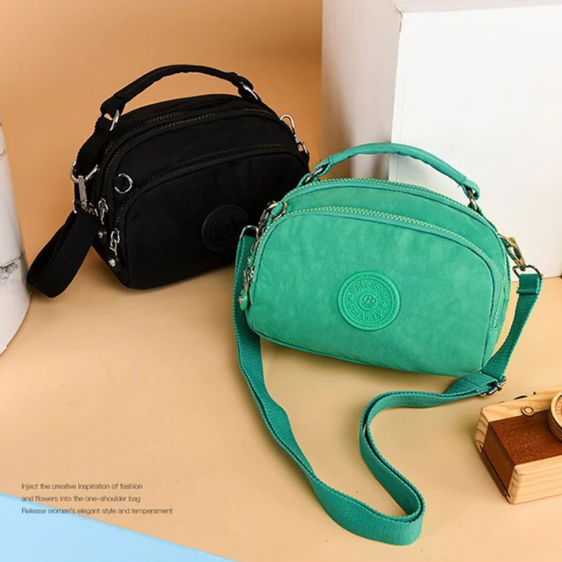 Bolsos de hombro de lona de Co - Interior Design News reseña y precio