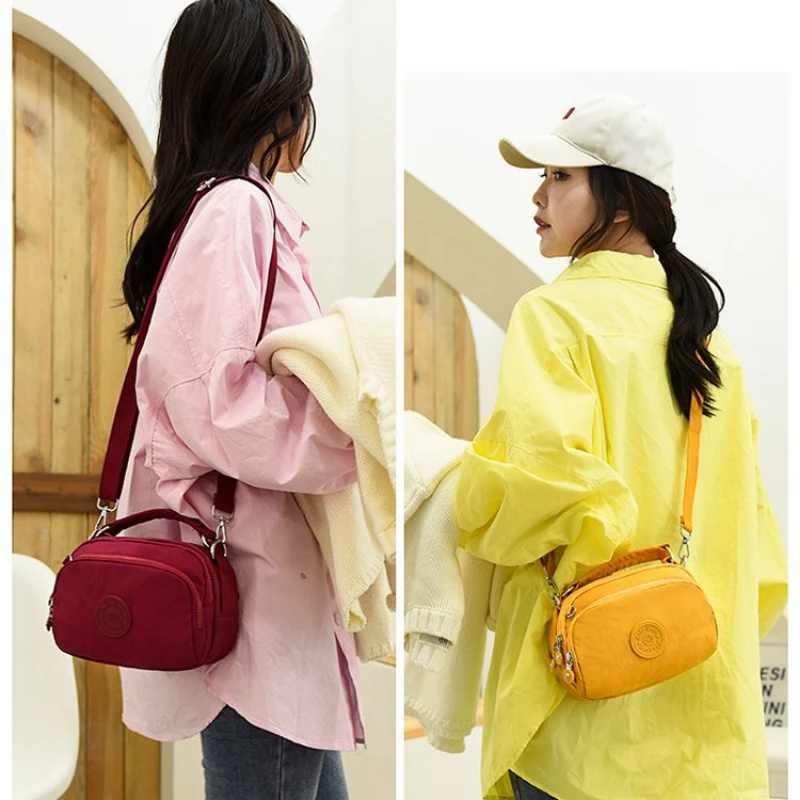 Bolsos de hombro de lona de Co - Interior Design News reseña y precio