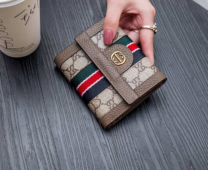 Nueva cartera plegable para mu - Interior Design News reseña y precio